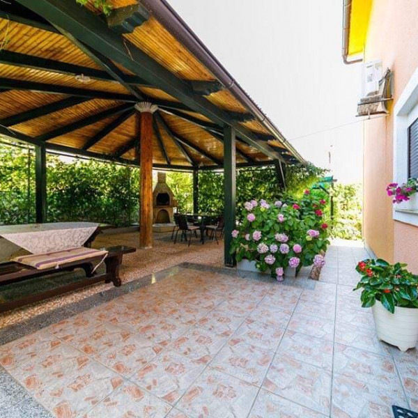 Apartments Božena, Apartments Božena, near beach in Krk, Croatia Krk