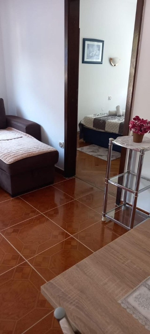 4+2 Andrea, Apartments Božena, near beach in Krk, Croatia Krk