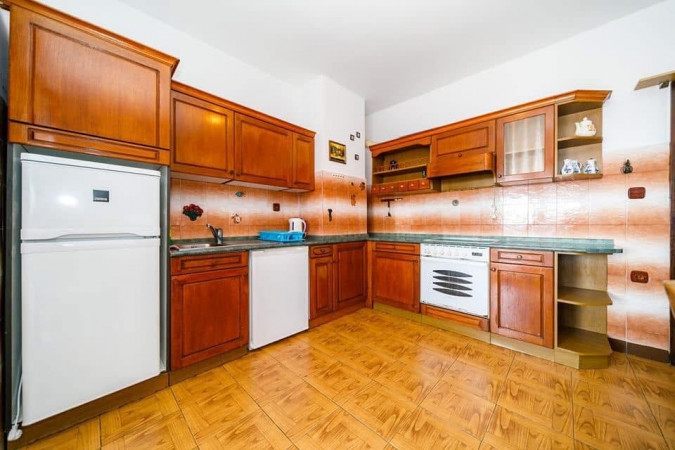 Natalka 5 + 2, Apartments Božena, near beach in Krk, Croatia Krk