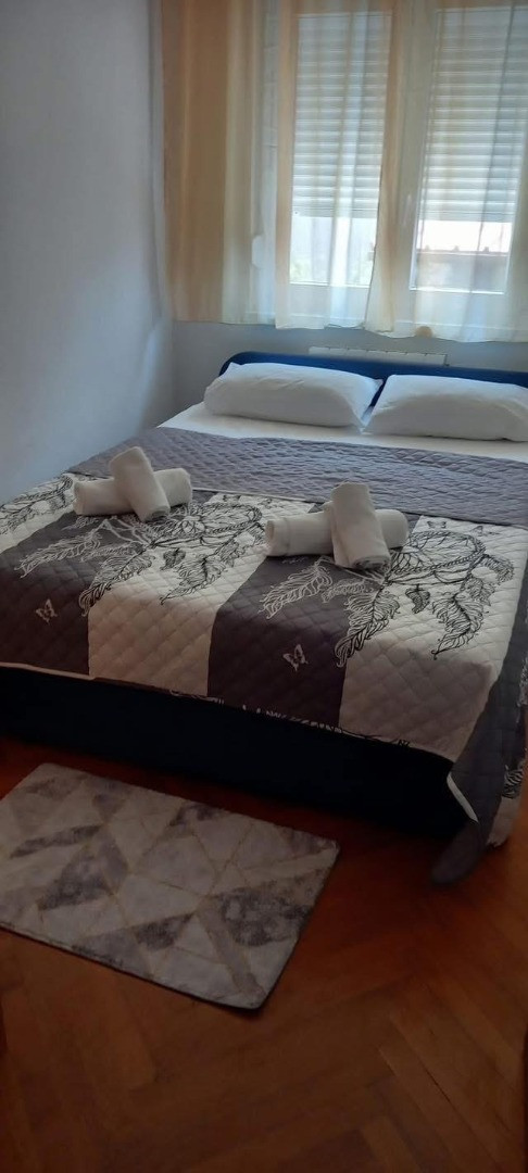 4+2 Andrea, Apartments Božena, near beach in Krk, Croatia Krk